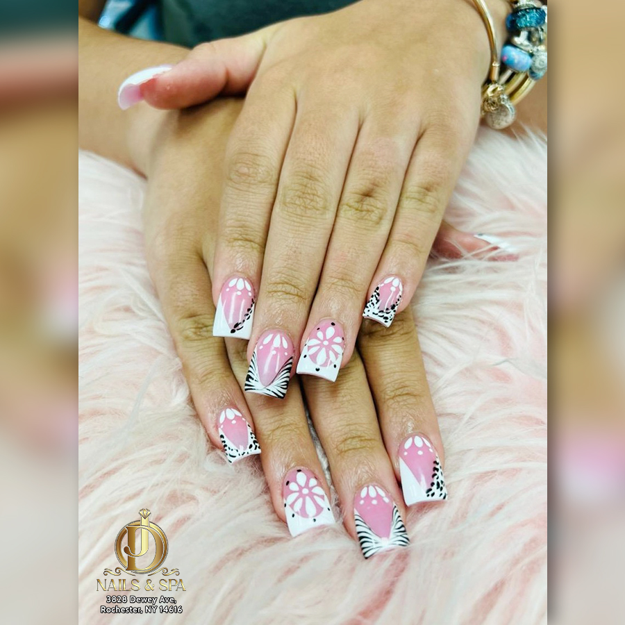 Nail elegance